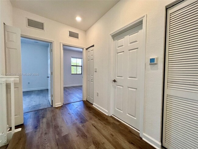 Building Photo - 3354 W 100th Terrace