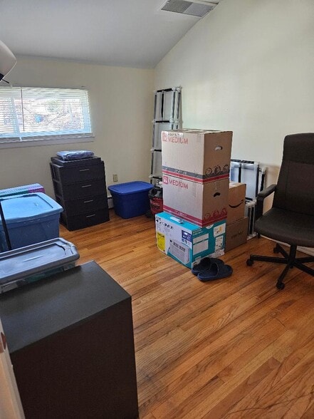 Building Photo - 1699 Quinnipiac Ave