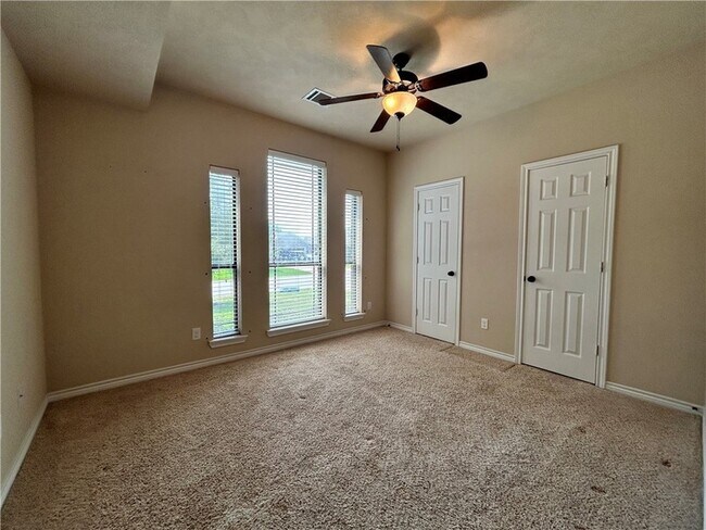 Building Photo - 1109 Pamplin Ct