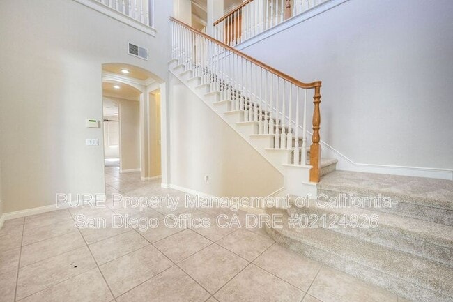 Building Photo - 13073 Dressage Ln