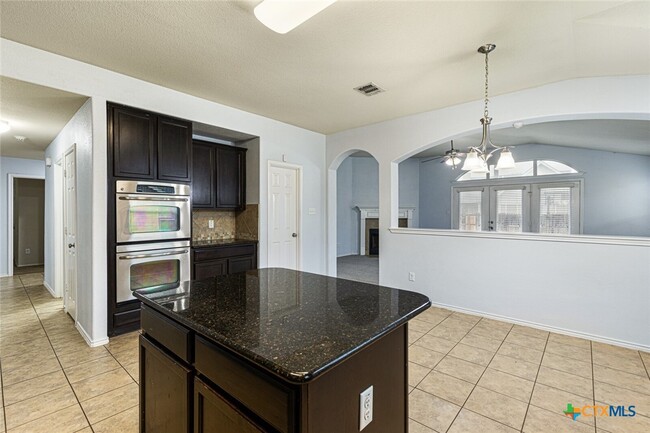 Building Photo - 5209 Ranch Meadow St