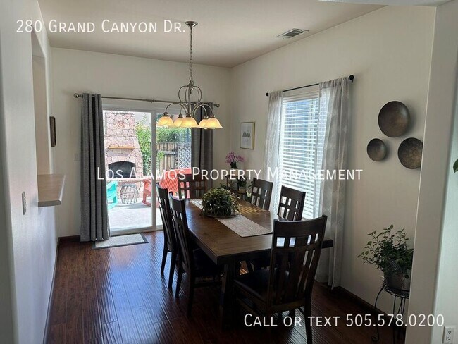 Building Photo - 280 Grand Canyon Dr