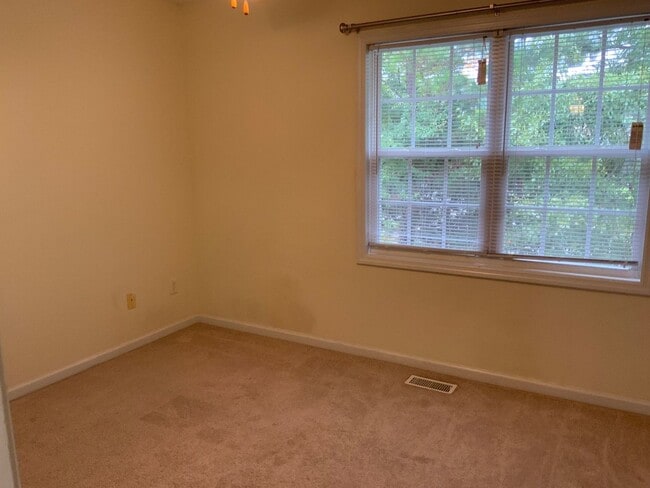 Building Photo - Two Bedroom Two and Half Bathroom Townhome located in Cornerstone Village