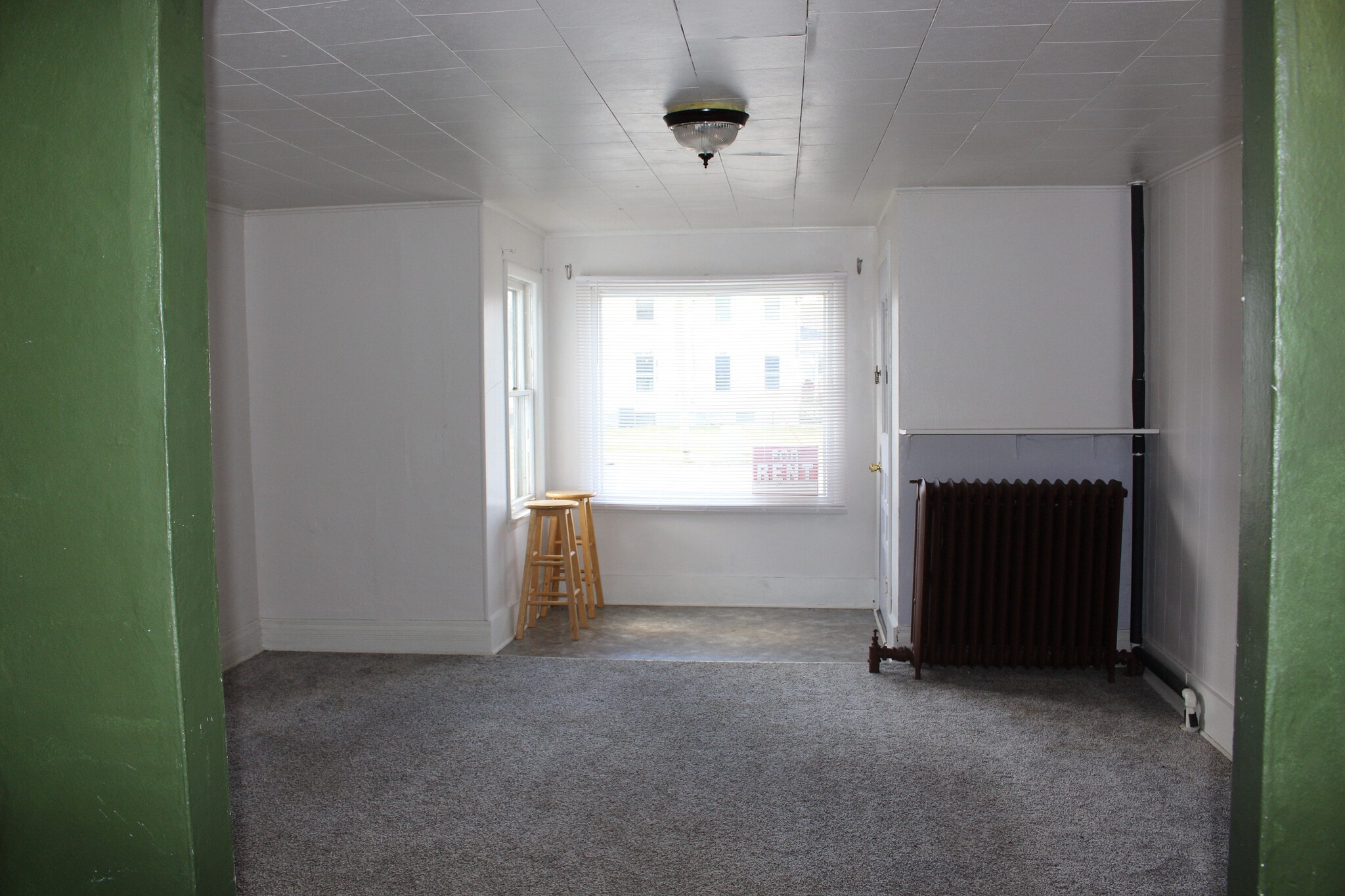 Living room - 180 Martin St