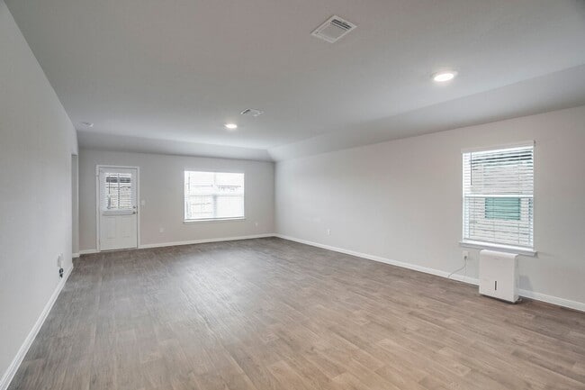 Building Photo - 1007 Coolridge Ct