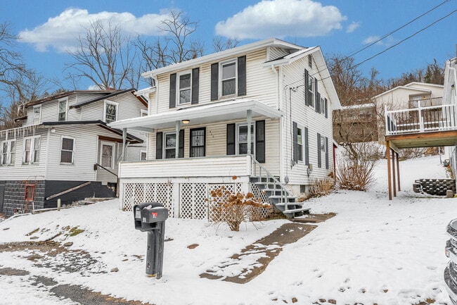 Building Photo - 911 Montrose Ave