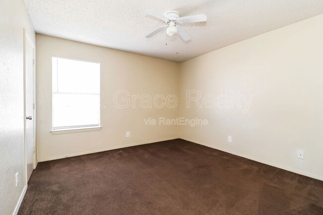 Building Photo - 5939 Shadydell Dr