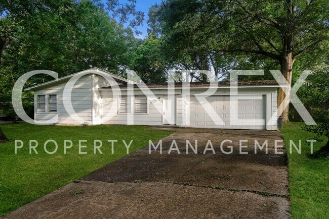 Primary Photo - Beautiful Home for Lease!