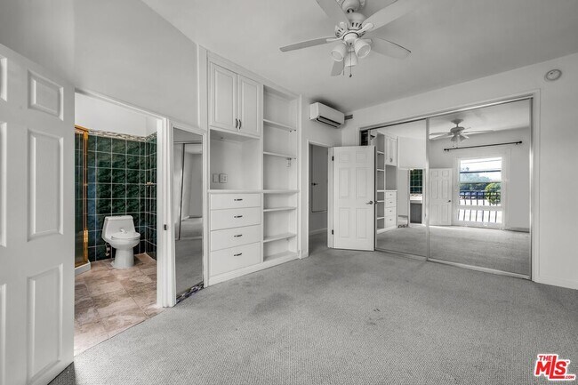 Building Photo - 8025 Redlands St