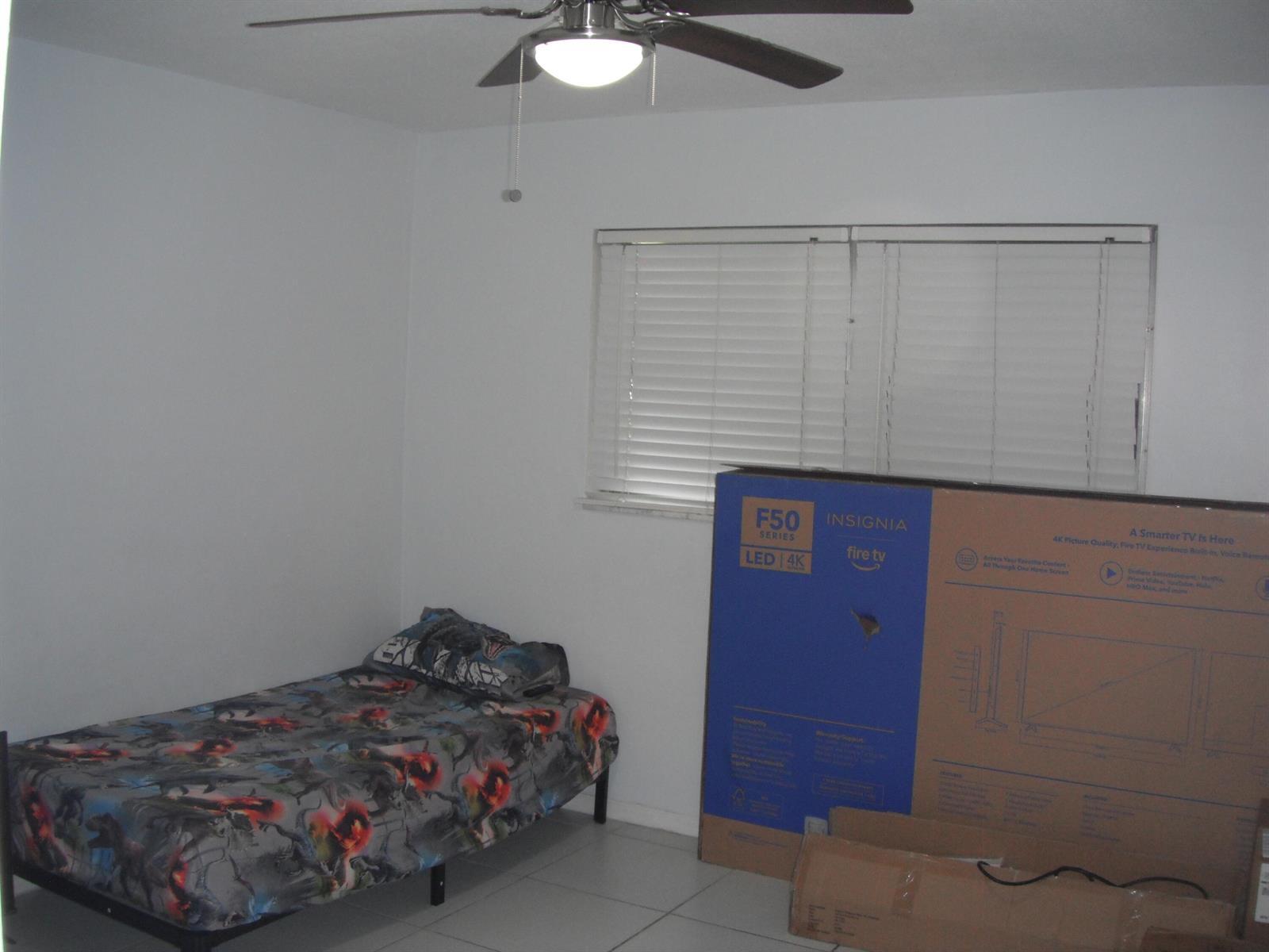 Building Photo - 4169 SW 67th Ave