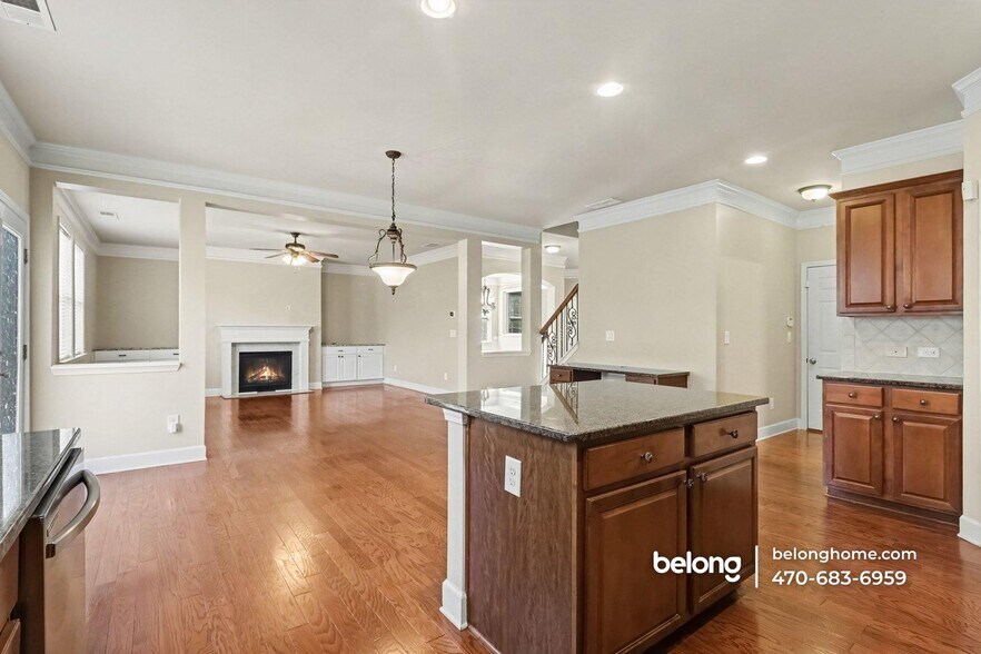 Building Photo - 824 Autry Oak Ct