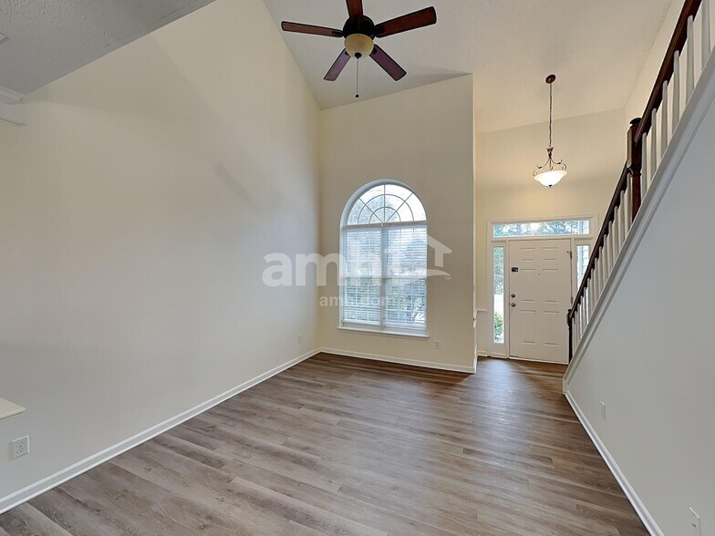 Building Photo - 15281 Eric Kyle Dr