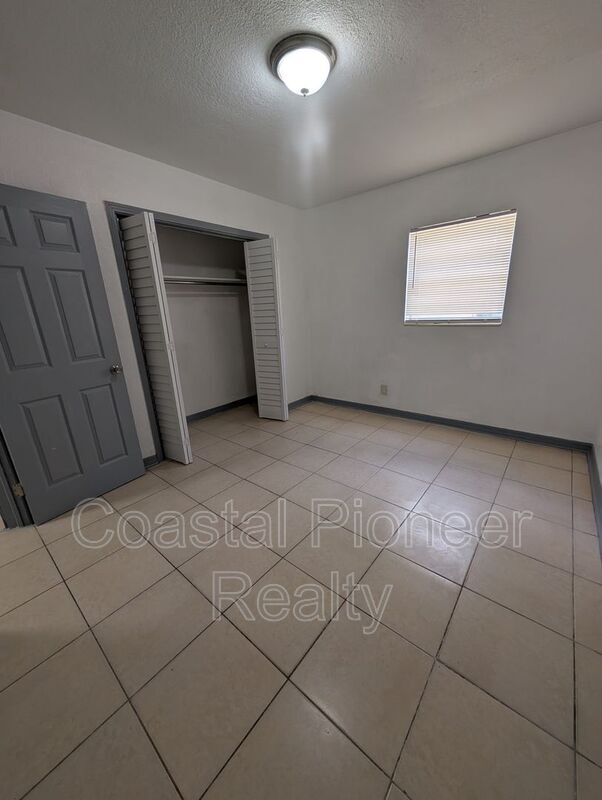 Building Photo - 3721 N Whittier St