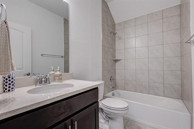 Building Photo - 3605 Sorghum Way