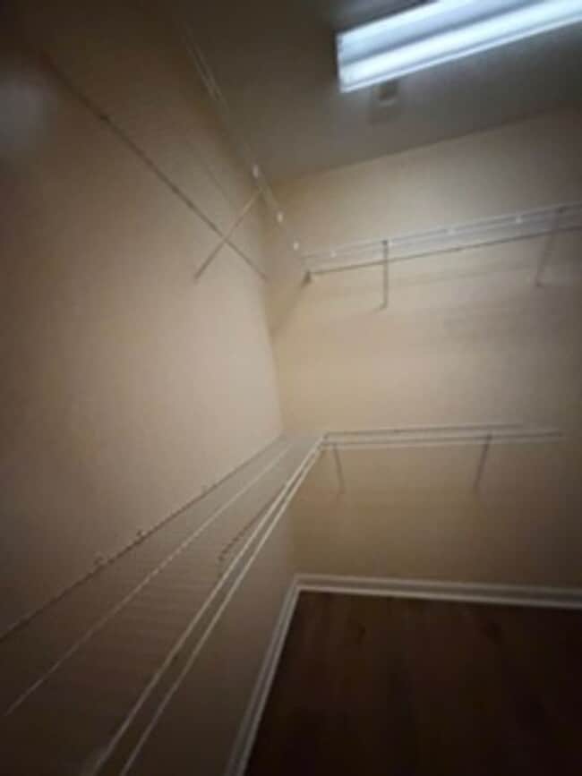 Building Photo - Knoxville Lovell Road Area 3 Bedroom 2.5 Bath with Garage Lawn Maintenance and Trash Pick up incl...