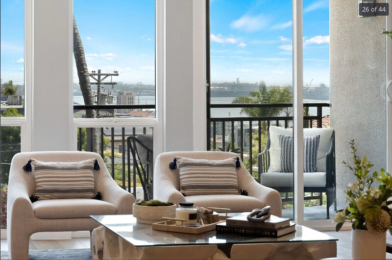 Building Photo - 2414 Front St