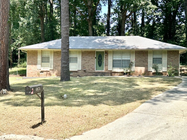 Building Photo - 10178 Top Tree Ct