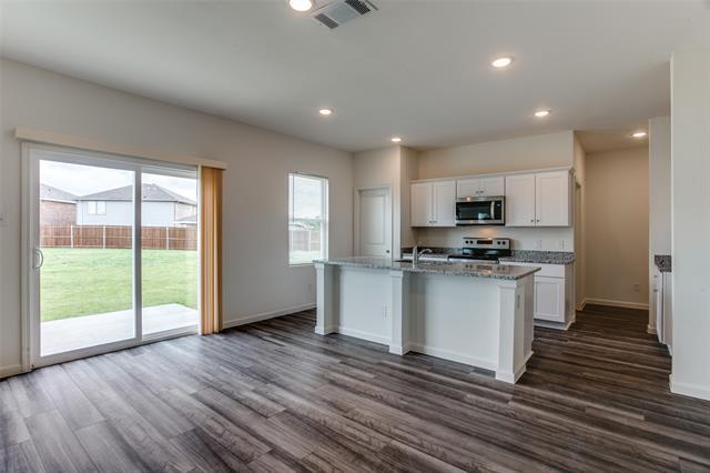 Building Photo - 10301 Castle Lyons Ln