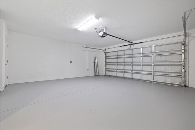 Building Photo - 4511 S Manhattan Ave
