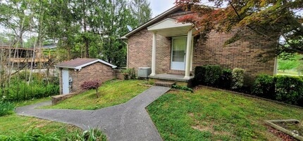 Building Photo - Lenoir City, 37772 - 2 Bedroom, 2 Full Bat...