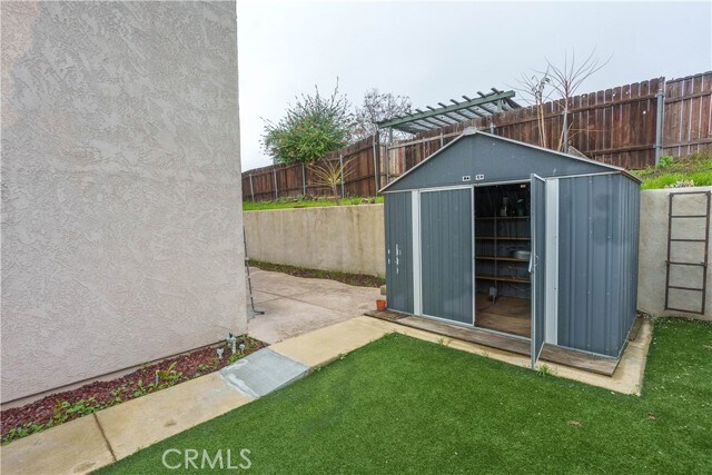 Building Photo - 5052 Taft St