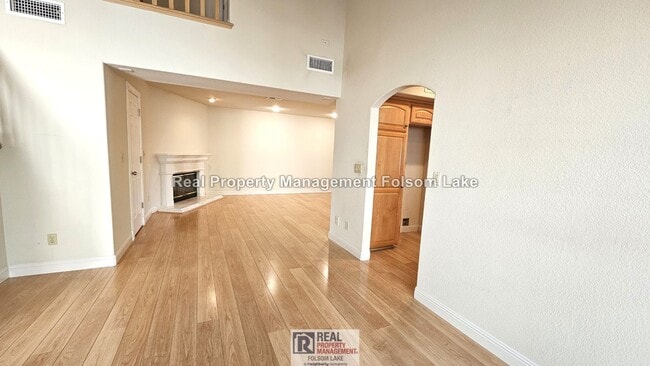 Building Photo - Gated American River Canyon North Home | 4BR / 3BA | 2,455 SF