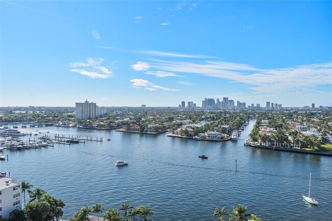 Building Photo - 153 N Seabreeze Blvd