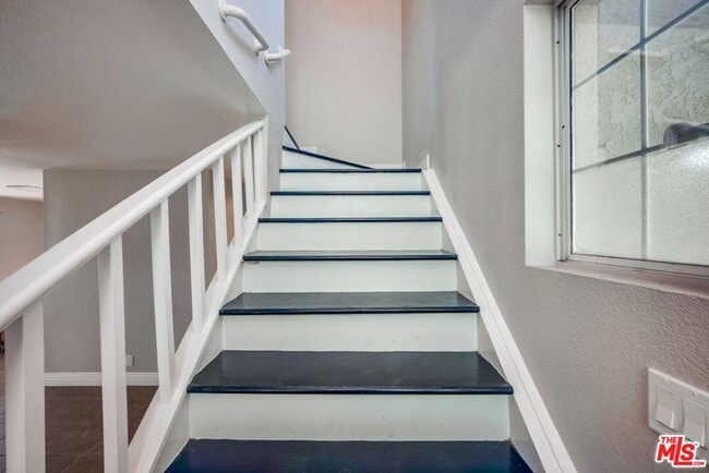 Building Photo - 13088 Tonikan Dr
