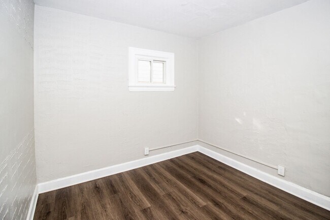 Building Photo - 5153 Cato St