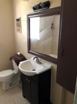 Building Photo - 3514 Sparrow St