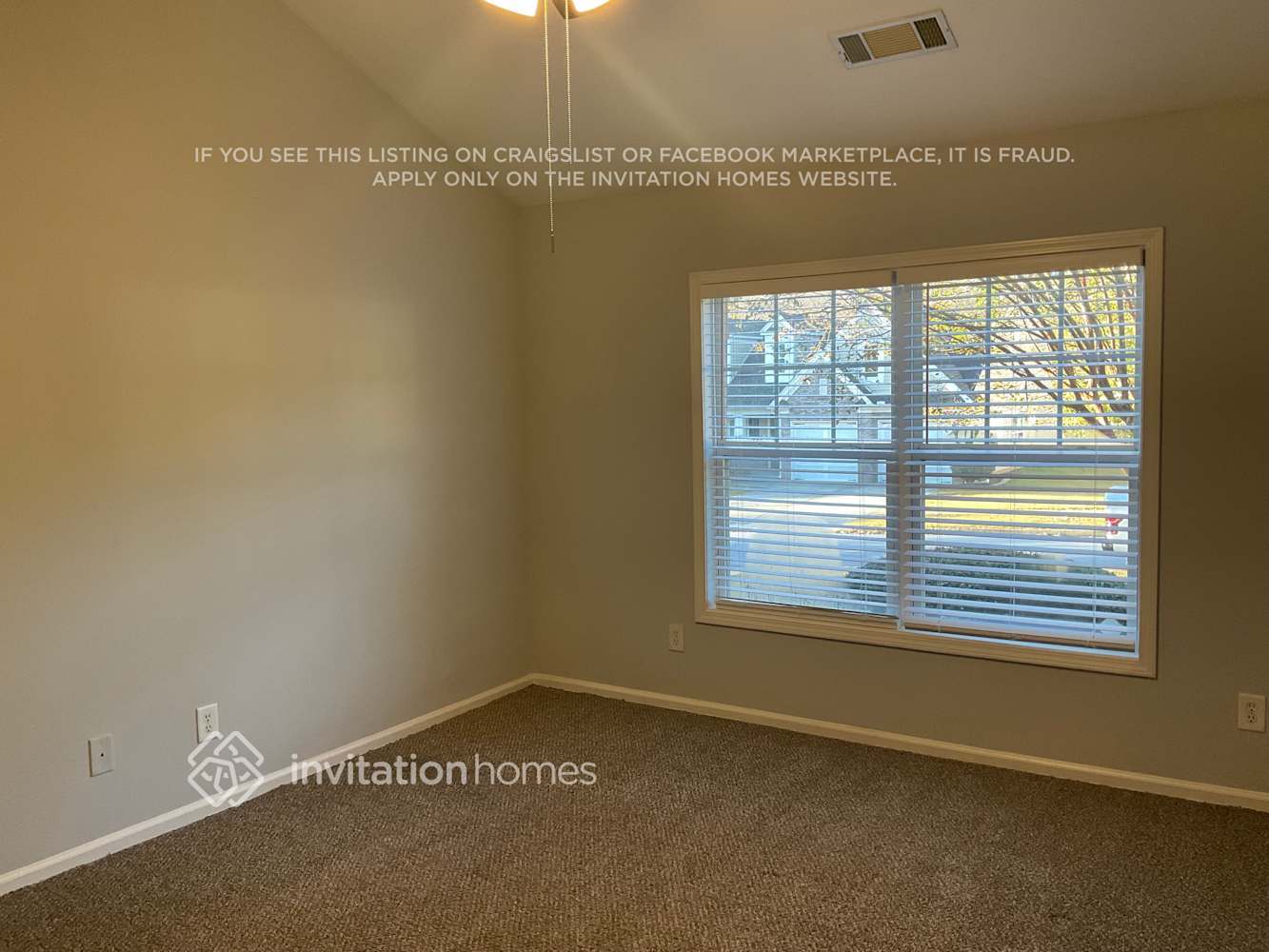 Building Photo - 2373 Walnut Tree Ln