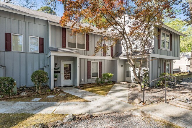 Building Photo - 173 Cordero Ln