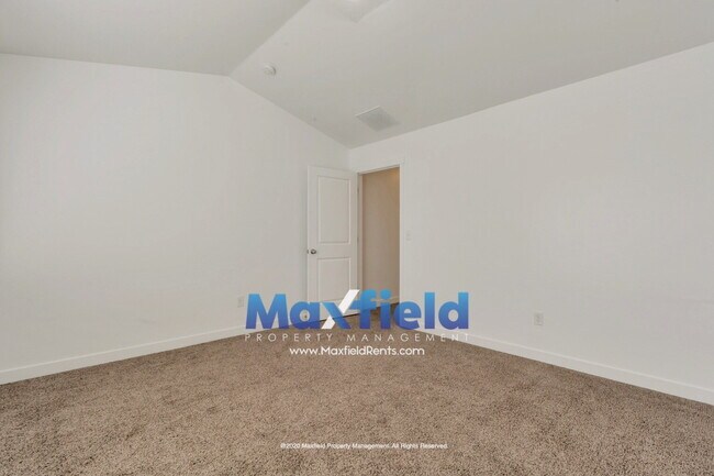 Building Photo - Beautiful Townhouse in Draper - 3 BD 2.5 BA 2 GA - 2250 Square Feet