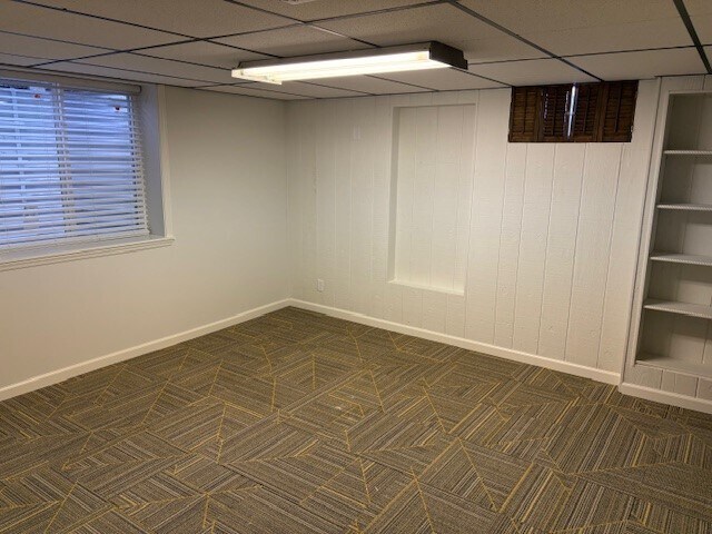 Building Photo - 418 N Service Rd