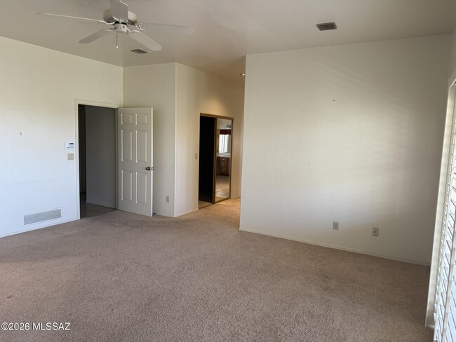 Building Photo - 6141 N Paseo Zaldivar