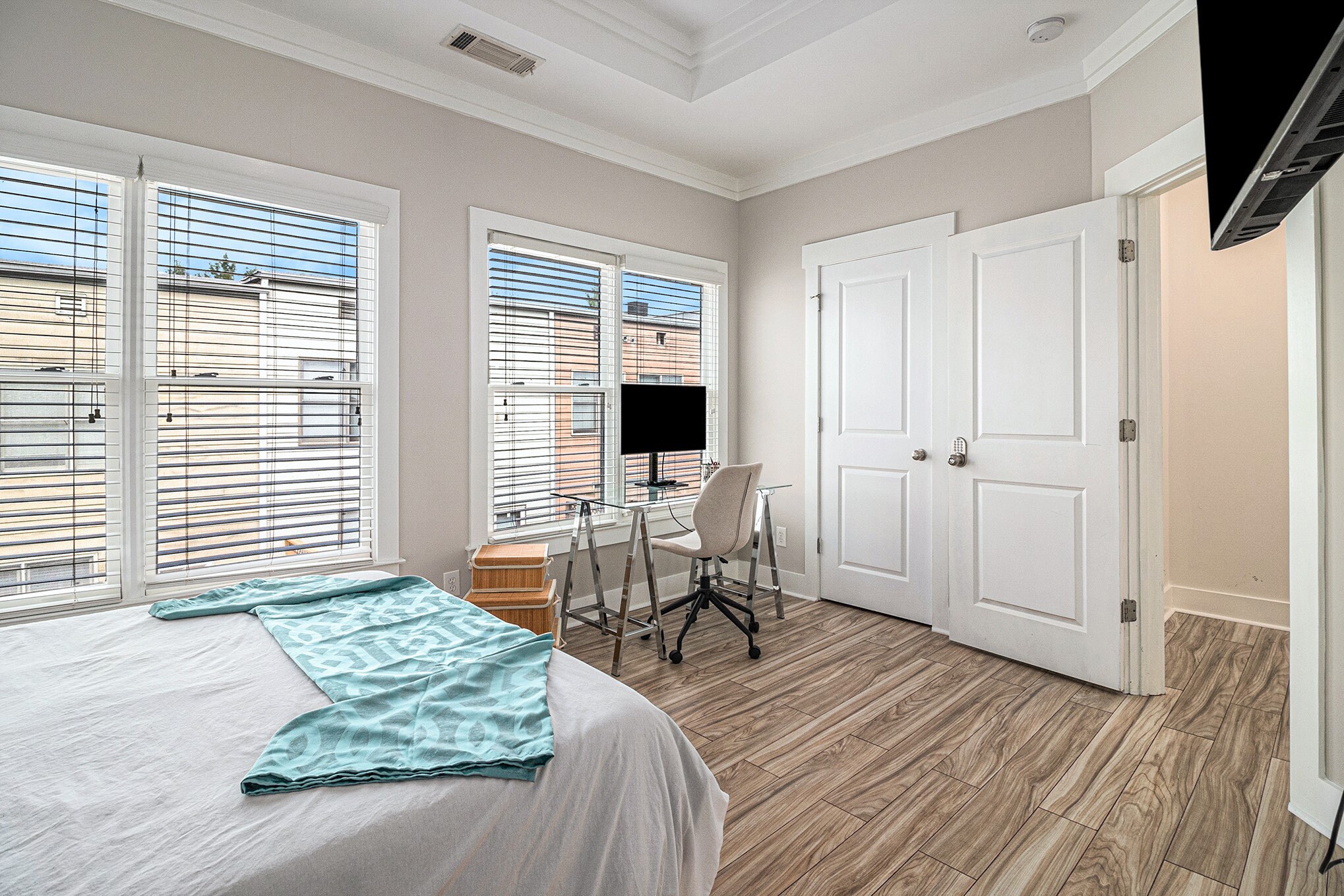 Building Photo - Room in Townhome on Liberty Commons Dr NW