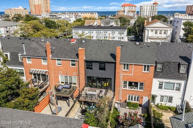 Building Photo - 1509 Park Ave