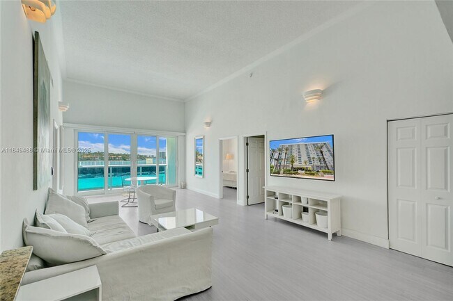 Building Photo - 6770 Indian Creek Dr