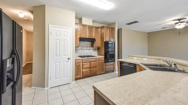 Building Photo - 1300 Crocus Cove