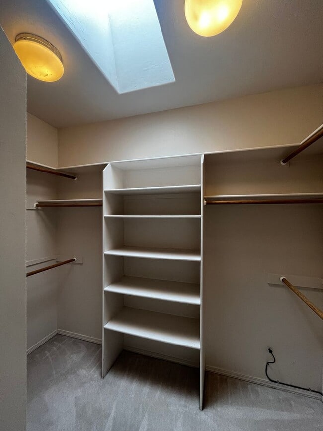 Building Photo - COMING SOON 3 bedroom 2 bath Townhouse Located In Sandia Heights!