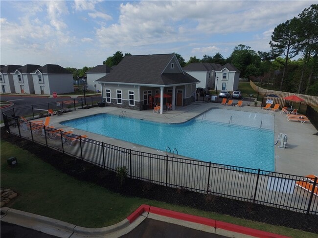 Building Photo - 1980 W Main St