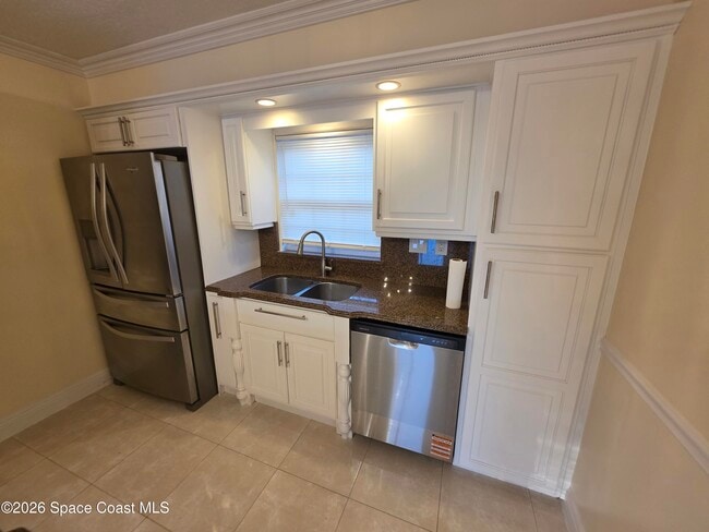 Building Photo - 189 Cambridge Ln