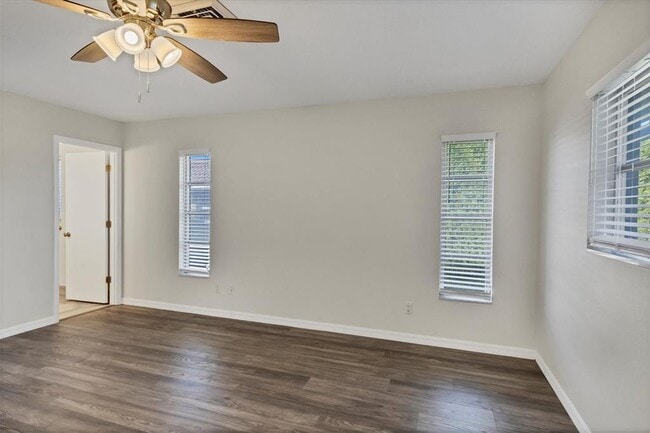 Building Photo - 213 Giotto Dr