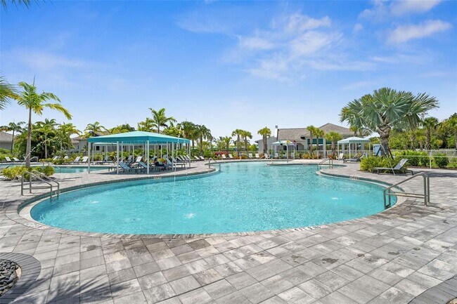 Building Photo - 10072 Lake Wales Cir