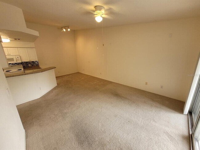 Building Photo - 36137 Lake Chase Blvd