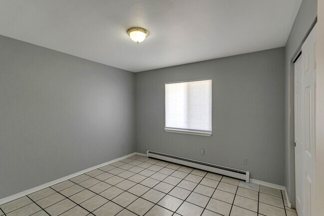 Building Photo - 3249 White Ave