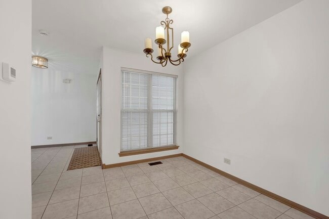 Building Photo - 2164 Seaver Ln