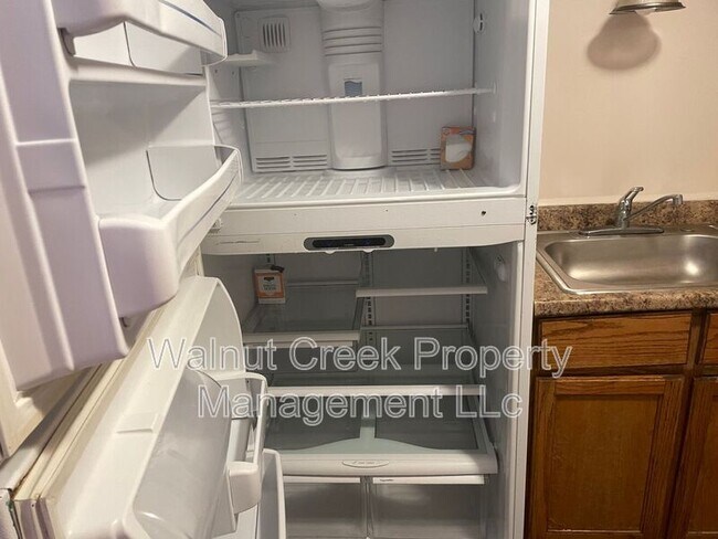 Building Photo - 2105 E 31st St