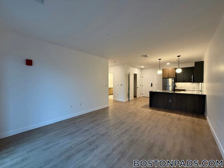 Building Photo - 199 Gardner St