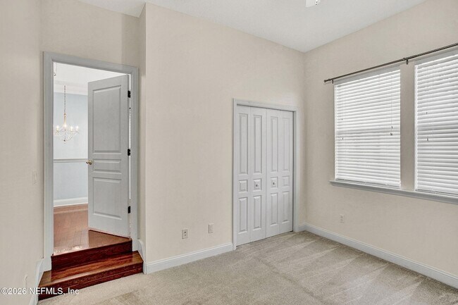 Building Photo - 1837 Forest Glen Way